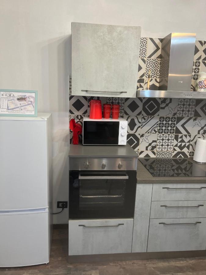 Casa Bravetta - Parking Private Apartment Rome Bagian luar foto