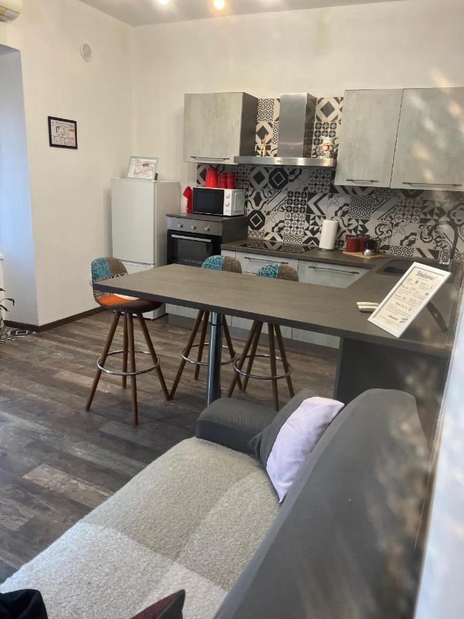 Casa Bravetta - Parking Private Apartment Rome Bagian luar foto
