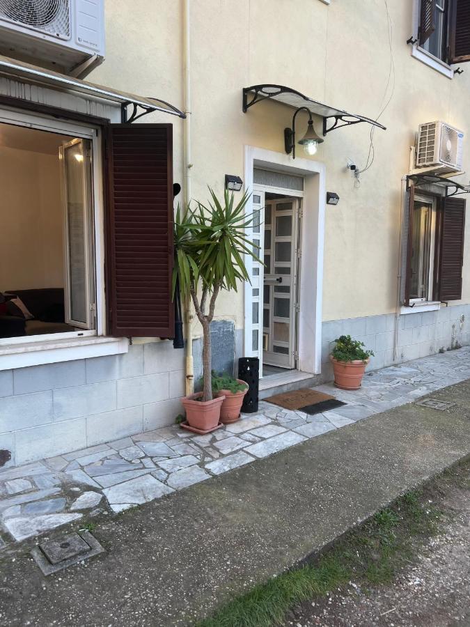Casa Bravetta - Parking Private Apartment Rome Bagian luar foto