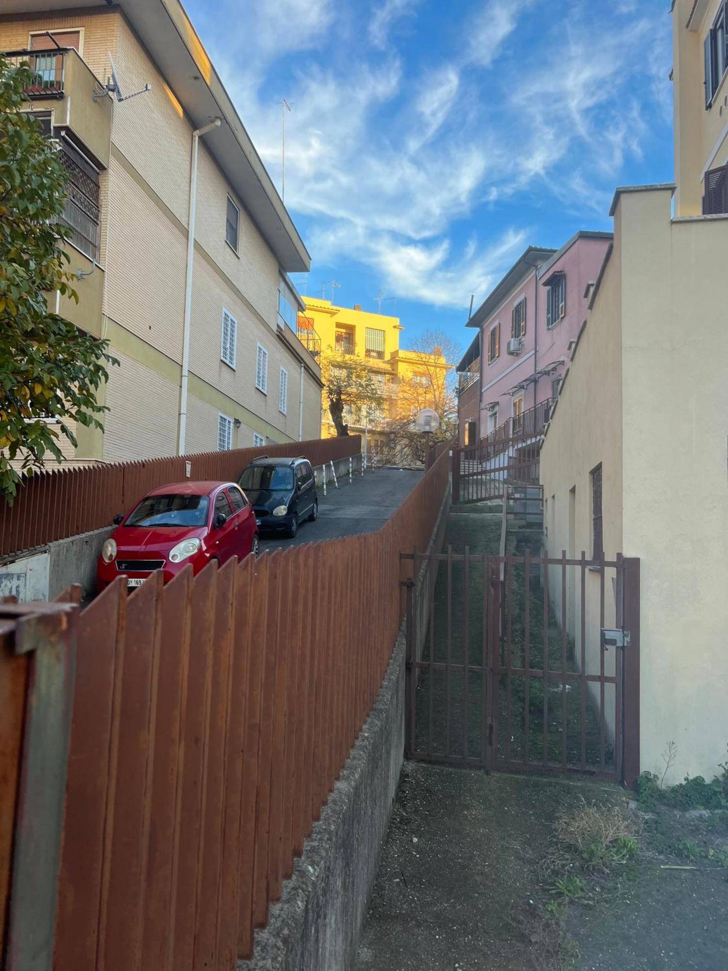 Casa Bravetta - Parking Private Apartment Rome Bagian luar foto