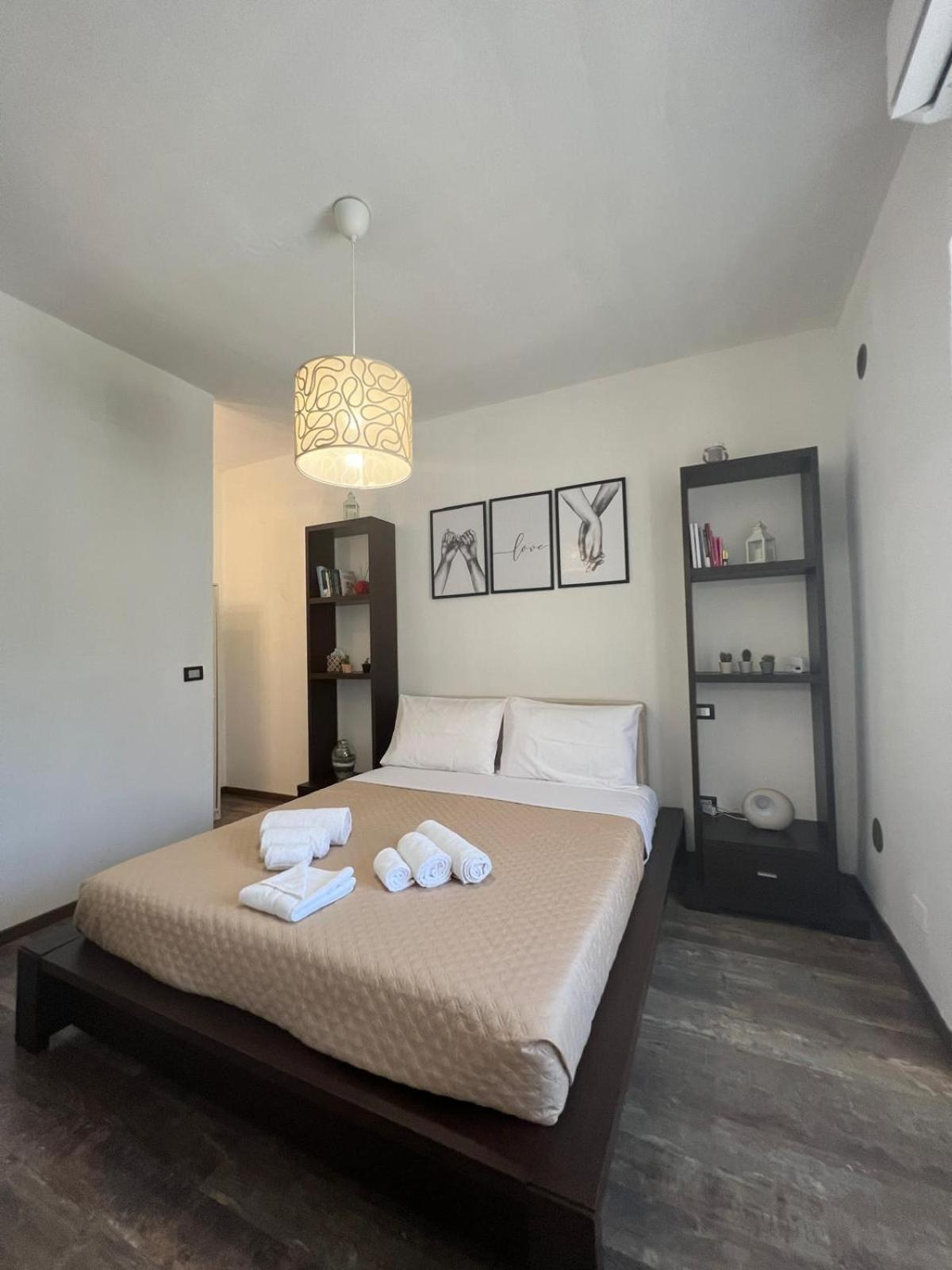 Casa Bravetta - Parking Private Apartment Rome Bagian luar foto